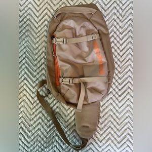 Patagonia Atom Sling 8L